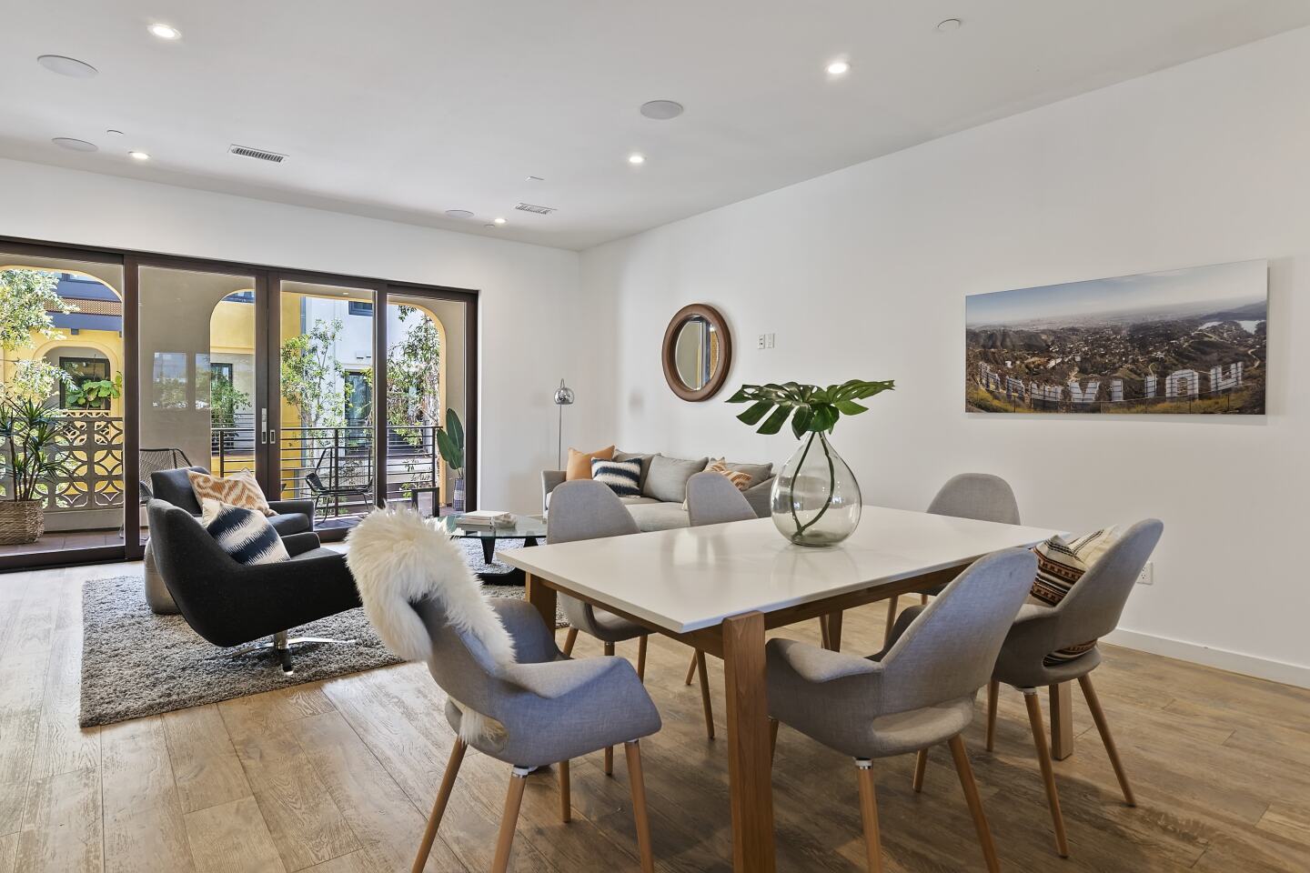 The dining area.