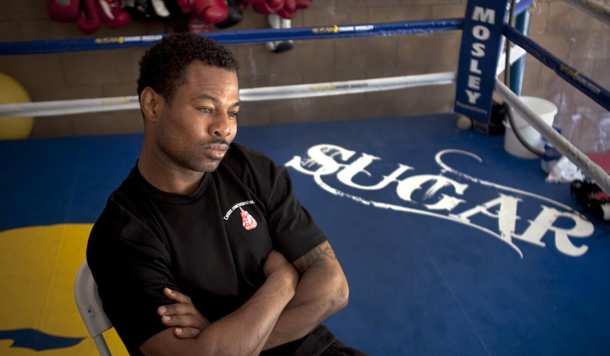 Shane Mosley, a former welterweight world champion, is one of five boxers to have fought both Floyd Mayweather Jr. and Manny Pacquiao.