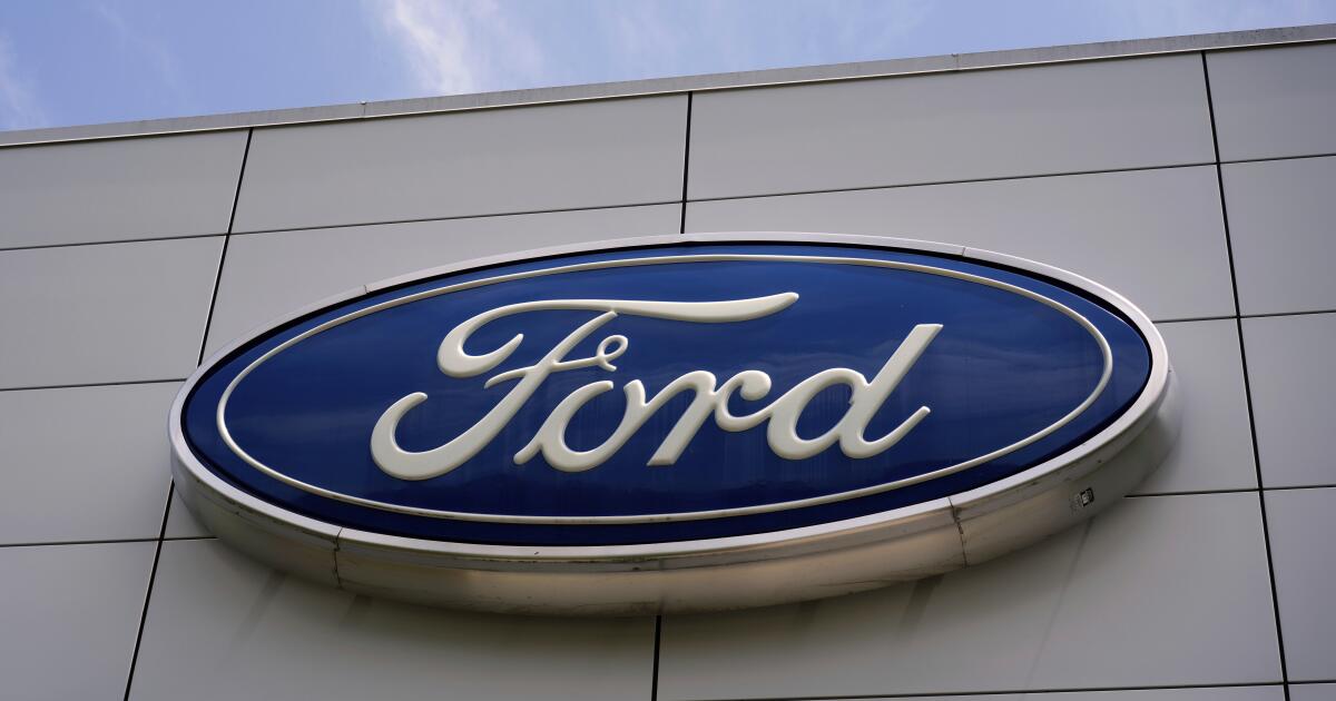 Ford files $100-million suit over alleged 'Lemon Law' scheme by L.A. lawyers