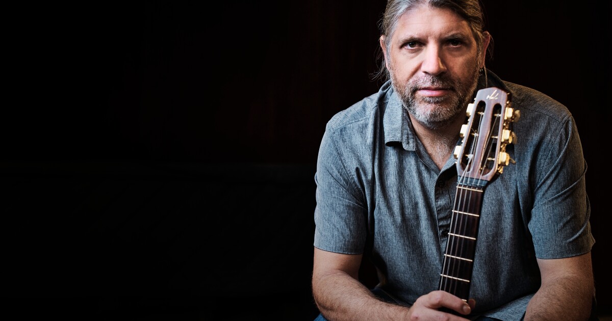 Le guitariste français Stéphane Rempel est un lien vital entre Django Reinhardt et Pink Floyd et Woody Allen. Le guitariste français Stéphane Rempel est un lien vital entre Django Reinhardt et Pink Floyd et Woody Allen.