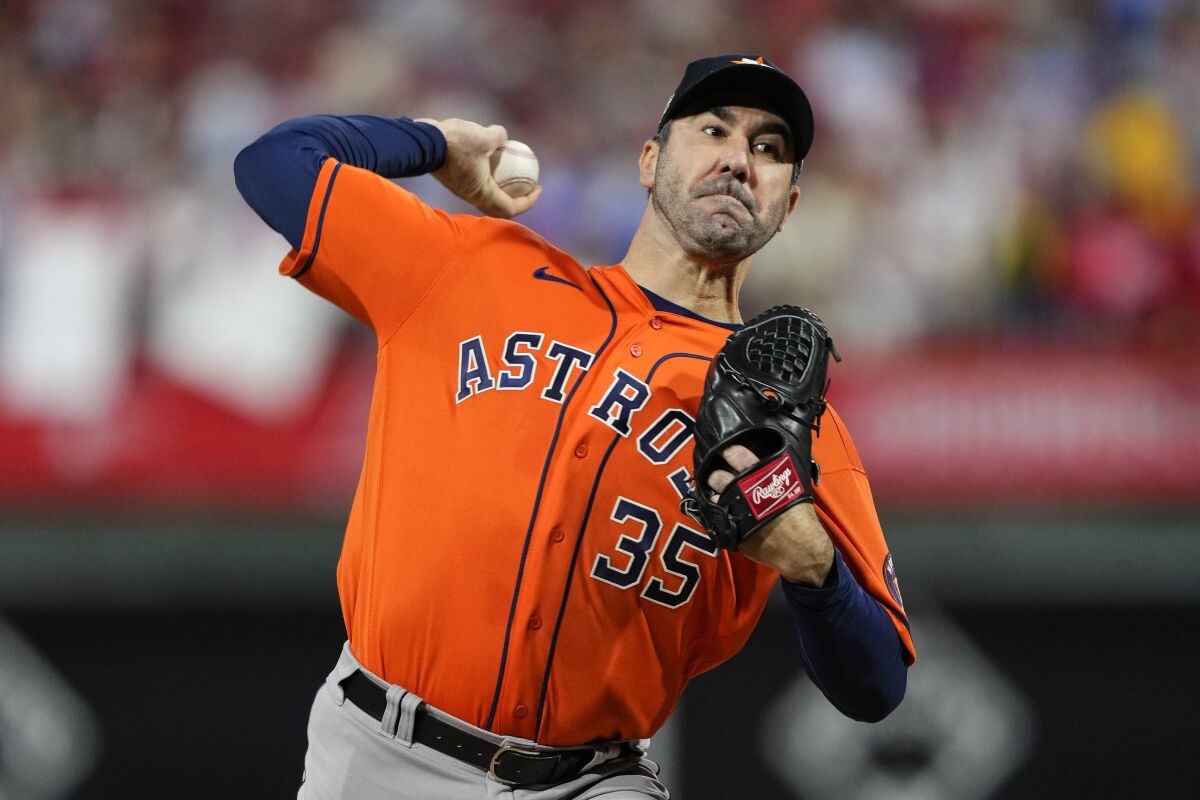 Houston Astros pitcher Justin Verlander throws in the first inning against the Philadelphia Phillies.