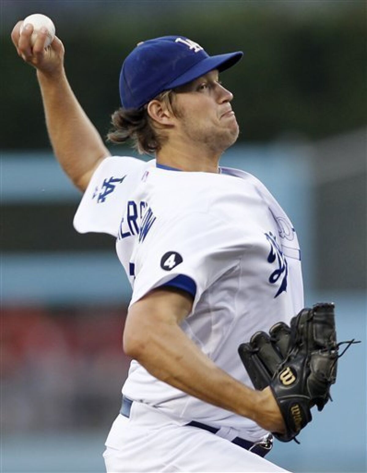 With Dodgers, Clayton Kershaw Becomes First $200 Million Pitcher