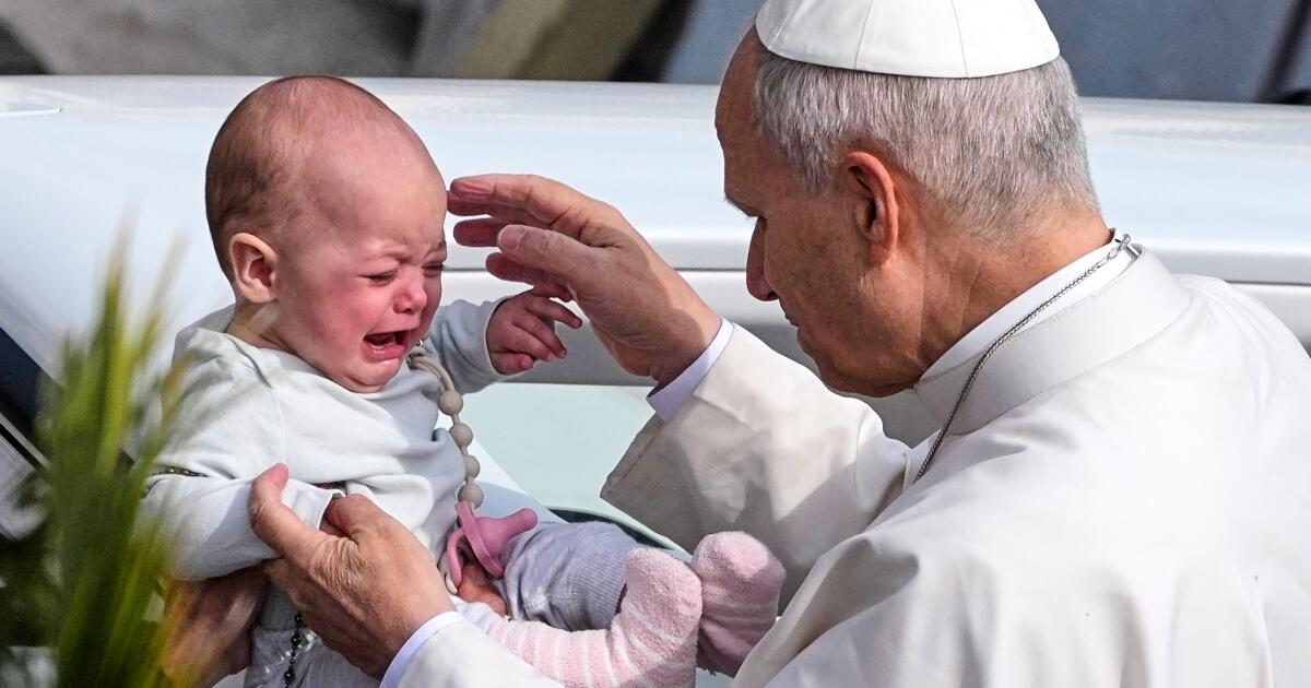 Le pape Léon XIV affirme que Dieu justifiera la guerre lors de la messe du dimanche des Rameaux