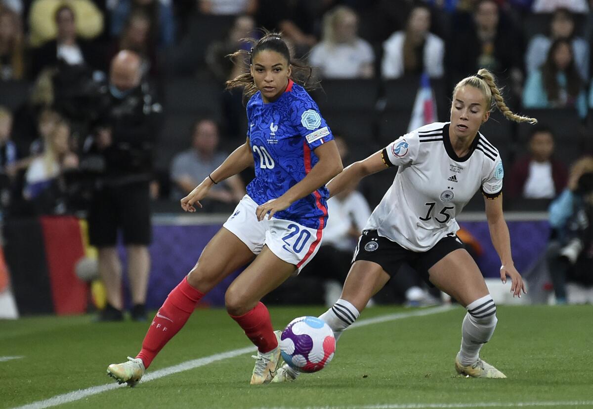 France winger Cascarino will miss Women's World Cup with ACL tear - The San  Diego Union-Tribune