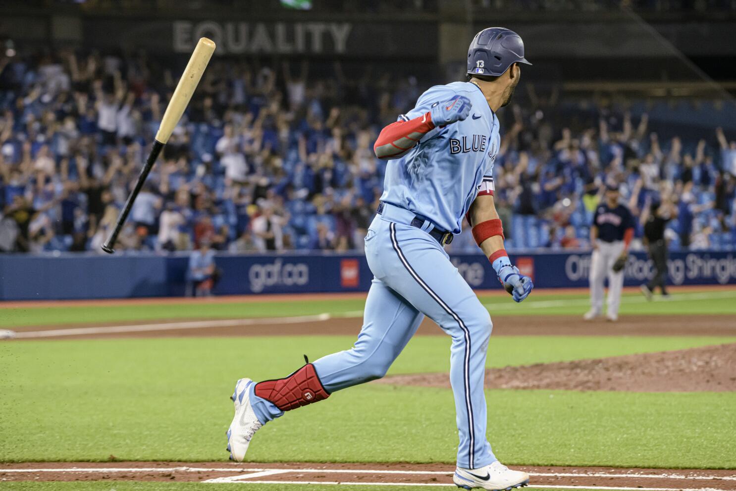 Runs still hard to come by, but Red Sox find enough to take Yankee Stadium  series finale - The Boston Globe