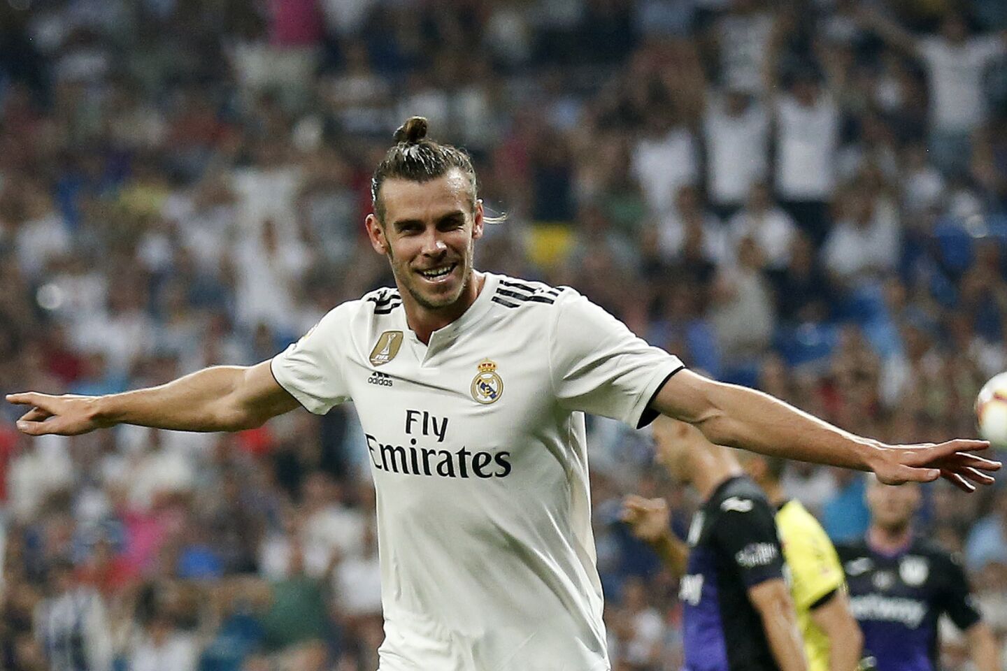 Gareth Bale del Real Madrid tras marcar el primer gol del equipo en el partido ante Leganés en la Liga española, el sábado 1 de septiembre de 2018. (AP Foto/Andrea Comas) ** Usable by HOY, ELSENT and SD Only **