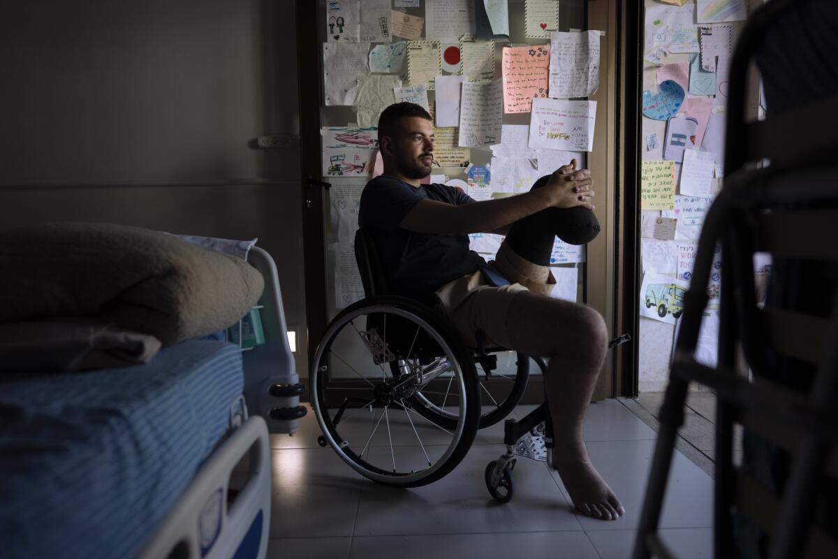 El soldado israelí Jonathan Ben Hamou, de 22 años y quien resultó herido en la guerra 
