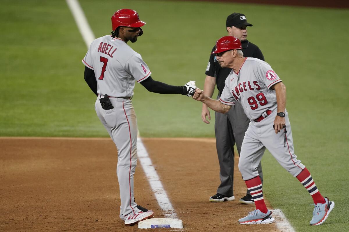 What happened to the ball after Angels rookie Jared Walsh's first hit? -  Los Angeles Times