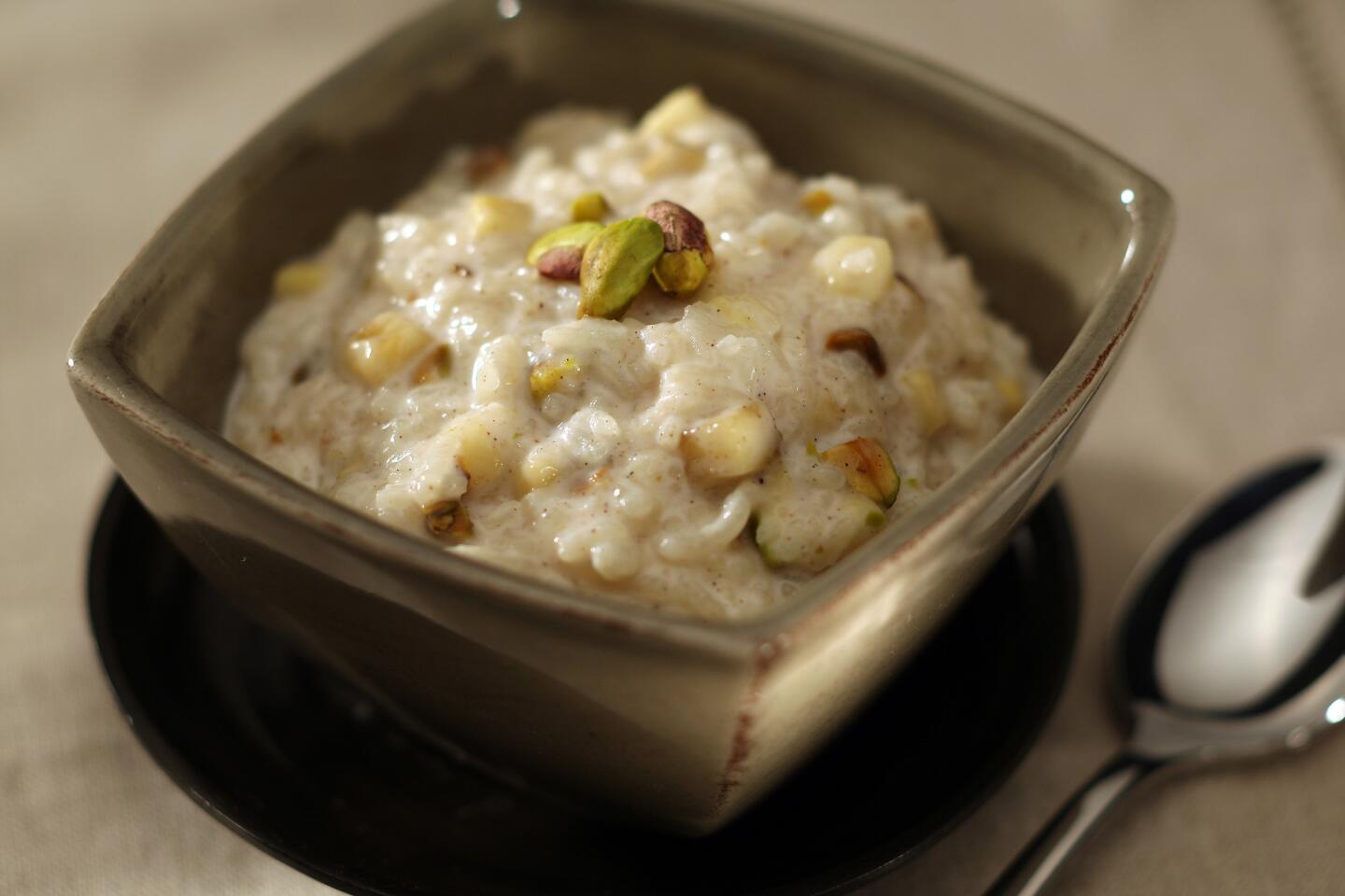 Chilled banana and pistachio rice pudding
