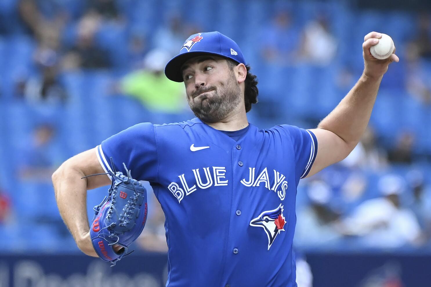 Ray helps Blue Jays win 4th straight by beating Marlins 3-1 - The