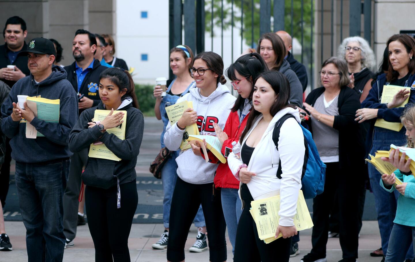 Photo Gallery: Burbank Unified rallies to inform public about budget cuts