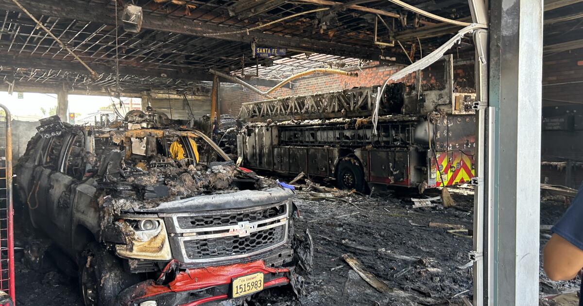 Fire scorches Huntington Park fire station. The cause is unknown.