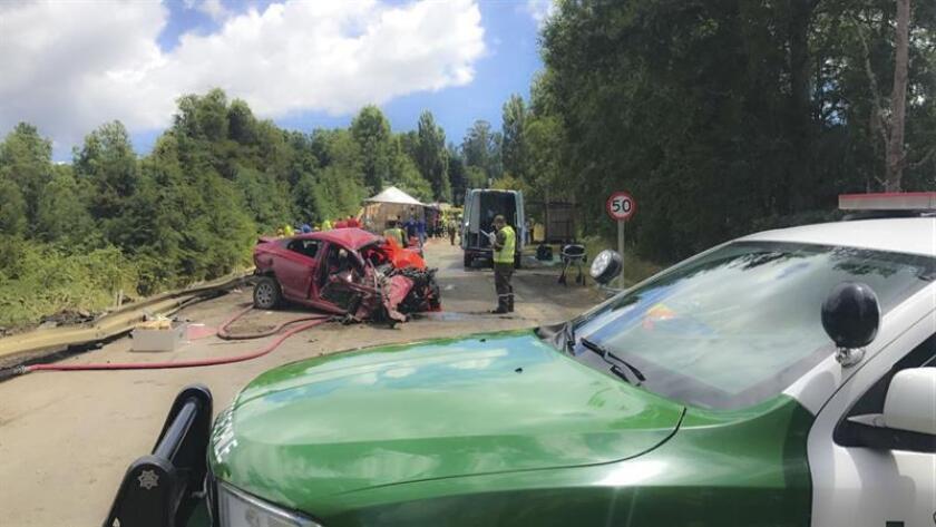 Chile's Carabineros national police provided this photo from the scene of a multiple-vehicle accident in the southern town of Mafil on Wednesday, Jan. 9. EFE-EPA/Courtesy Carabineros De Chile/EDITORIAL USE ONLY