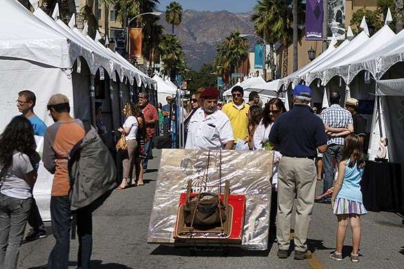 Pasadena's art walk is an annual event in the city's playhouse district. 2010's was held Oct. 9.