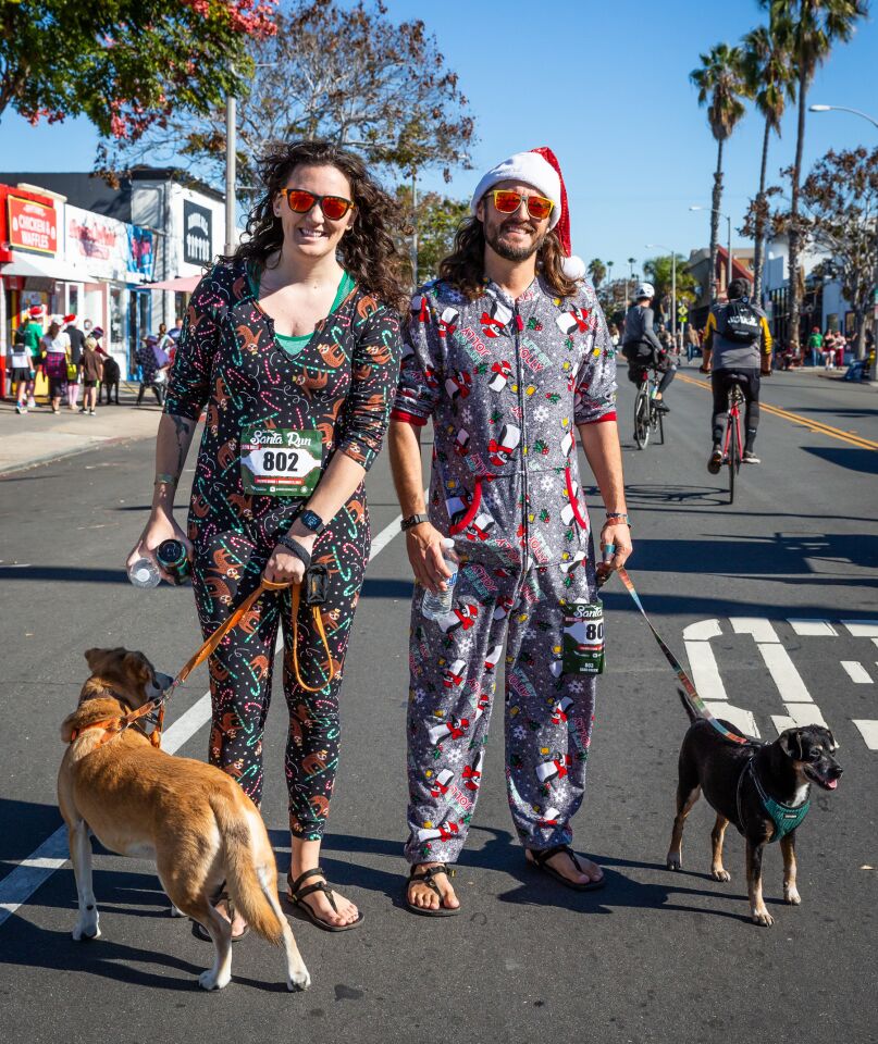 PB 2021 Santa dog walk 5.jpg