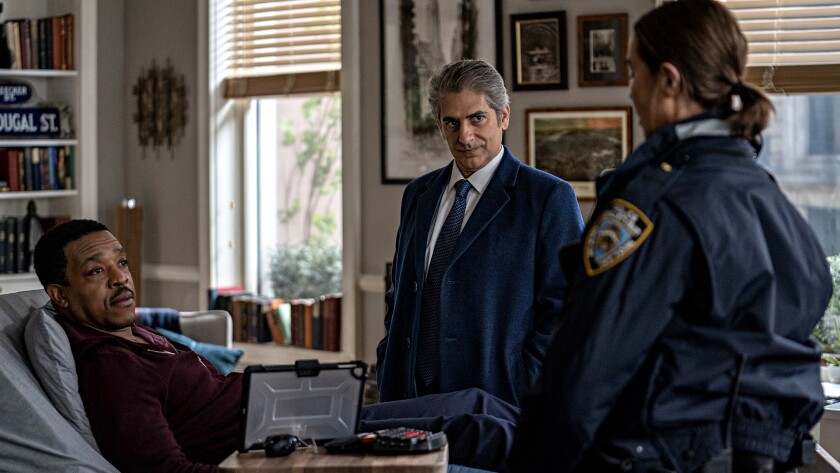 What S On Tv Friday Lincoln Rhyme Hunt For The Bone Collector On Nbc Los Angeles Times