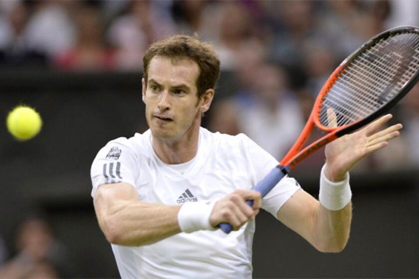 Andy Murray defeated Tommy Robredo of Spain 6-2, 6-4, 7-5 in the third round of the men's singles competition at Wimbledon on Friday.