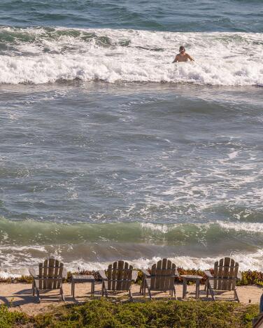 Malibu, CA - June 21: Beach goers enjoy nice weather at Zuma Beach in Malibu Friday, June 21, 2024. (Allen J. Schaben / Los Angeles Times)