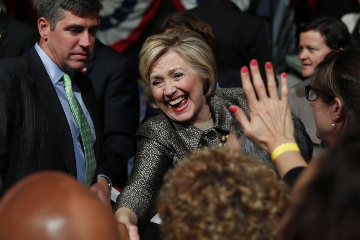 Hillary Clinton, precandidata demócrata a la presidencia de EEUU, durante un acto de campaña el 26 de abril en Philadelphia luego de ganar las primarias en Pennsylvania.