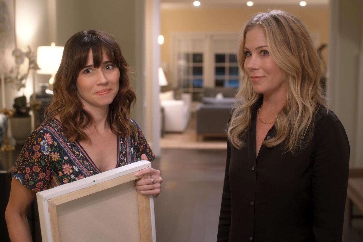 Linda Cardellini, left, as Judy and Christina Applegate as Jen in "Dead to Me."