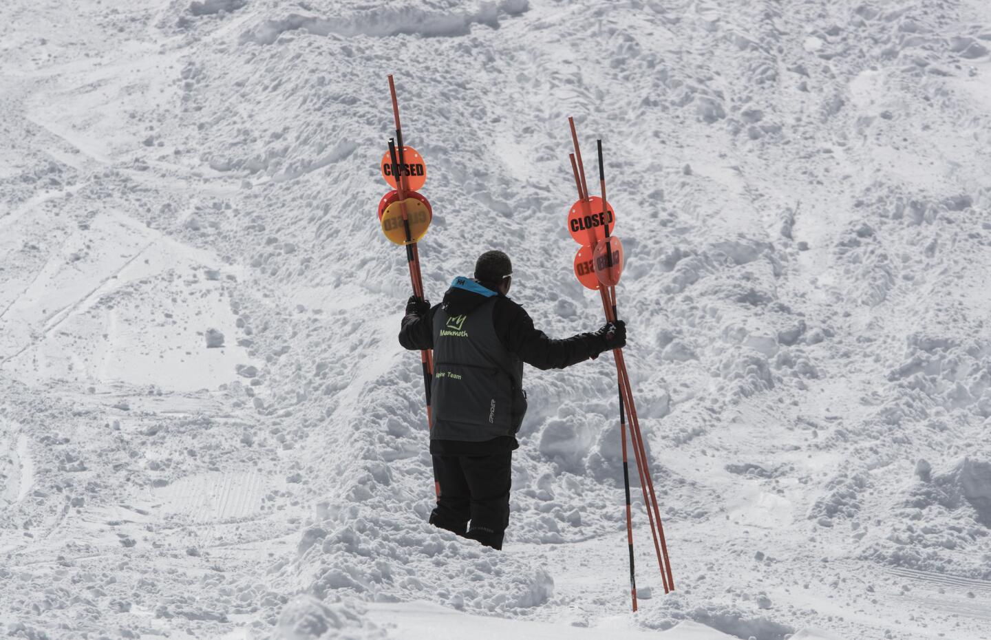 Mammoth reopens after avalanche