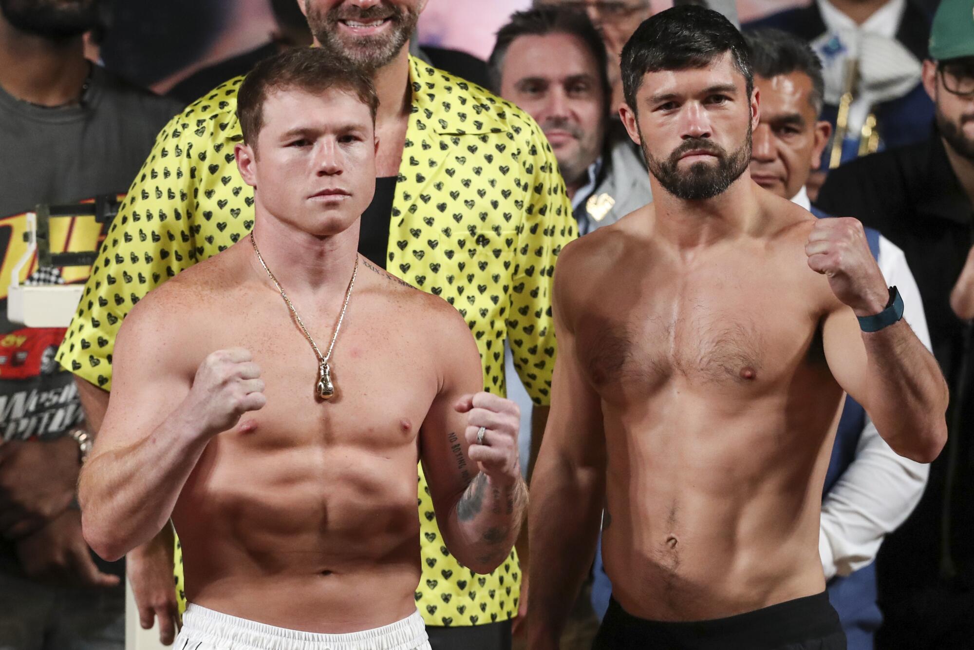 El mexicano Saúl "Canelo" Álvarez y el brit