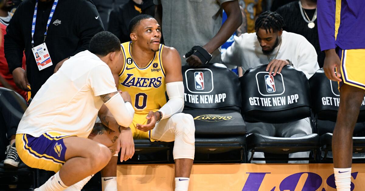 Russell Westbrook sinks again with Lakers: 'Can't make a f****** shot