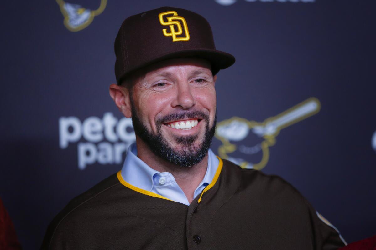 Padres Unveil New Uniforms With Brown-and-Gold Color Scheme