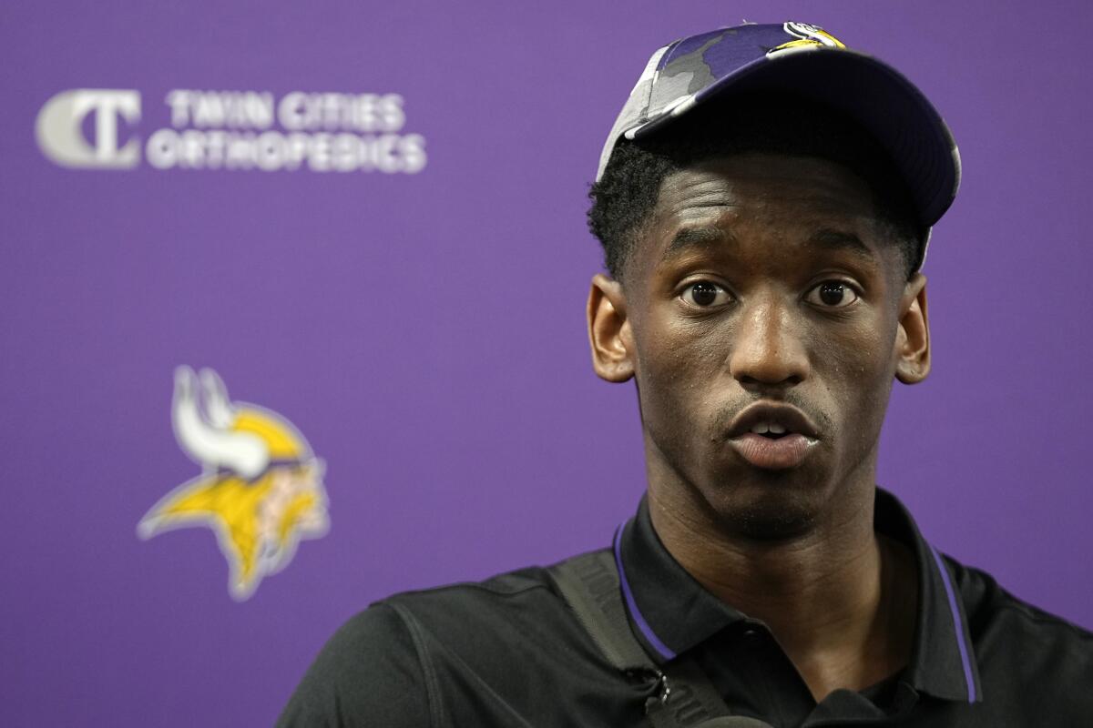 Dog emergency led to ticket for going 140 mph, Vikings' first-round pick  Jordan Addison says - WTOP News