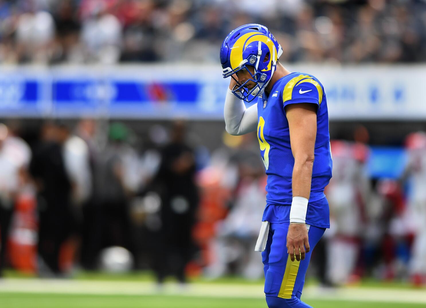 Bears at Rams score, takeaways: Matthew Stafford soars in L.A.