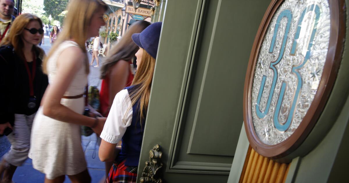 Disney-obsessed couple loses lawsuit to get back into exclusive Club 33