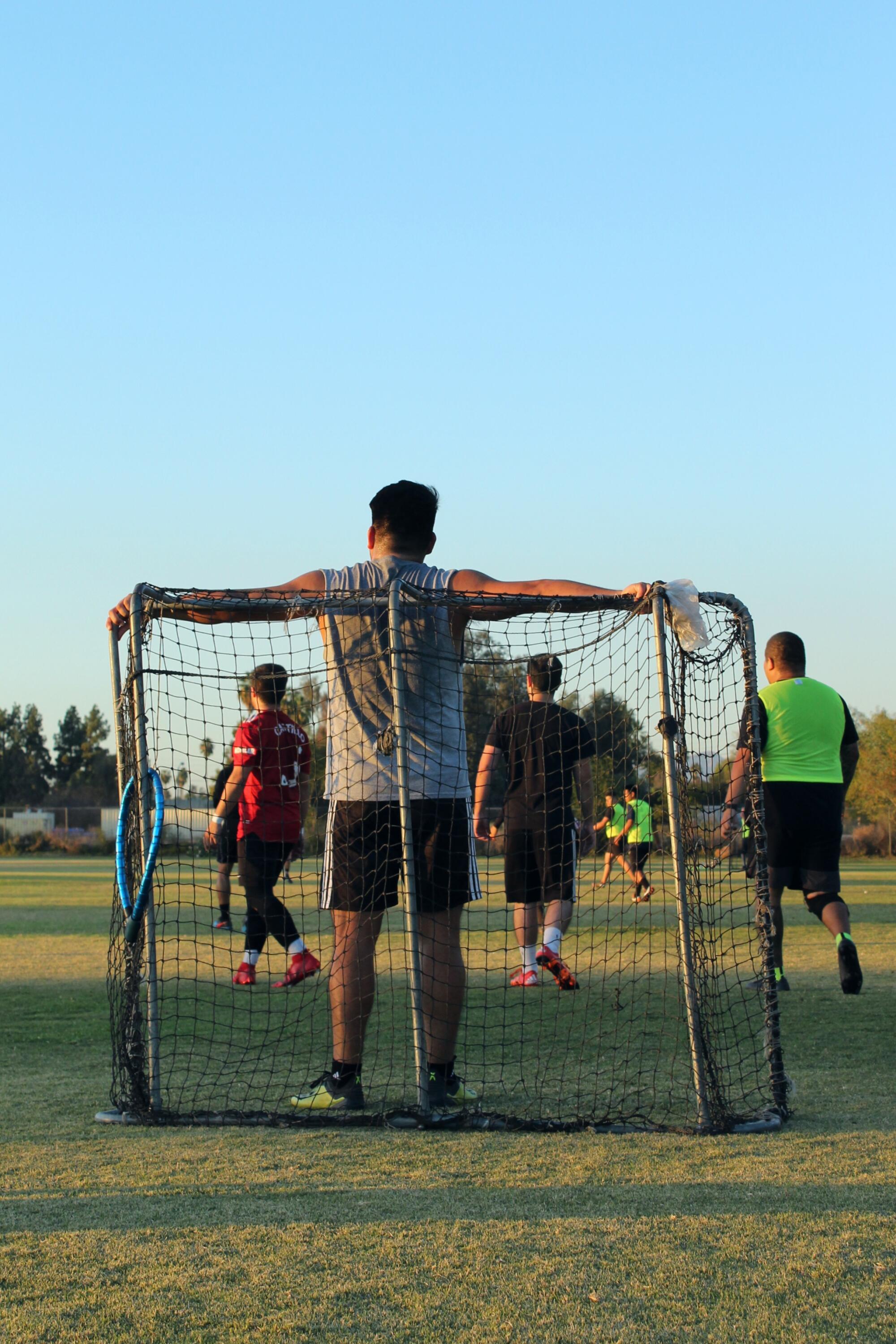 A goalpost that matches the size of Zergy Gallardo’s wingspan