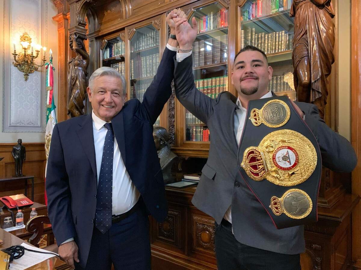 Handout picture released by the Mexican Presidency showing Mexican President Andres Manuel Lopez Obrador (L) posing with new heavyweight champion Mexican Andy Ruiz at the National Palace in Mexico City, on June 11, 2019. - Ruiz became the first Mexican heavyweight champion after upending Britain's Anthony Joshua in an historic heavyweight title upset at the fabled Madison Square Garden in New York City on June 1 -- and turned boxing's glamour division upside down. (Photo by HO / PRESIDENCIA DE MEXICO / AFP) / RESTRICTED TO EDITORIAL USE - MANDATORY CREDIT "AFP PHOTO / MEXICO'S PRESIDENCY / HO" - NO MARKETING NO ADVERTISING CAMPAIGNS - DISTRIBUTED AS A SERVICE TO CLIENTSHO/AFP/Getty Images ** OUTS - ELSENT, FPG, CM - OUTS * NM, PH, VA if sourced by CT, LA or MoD **