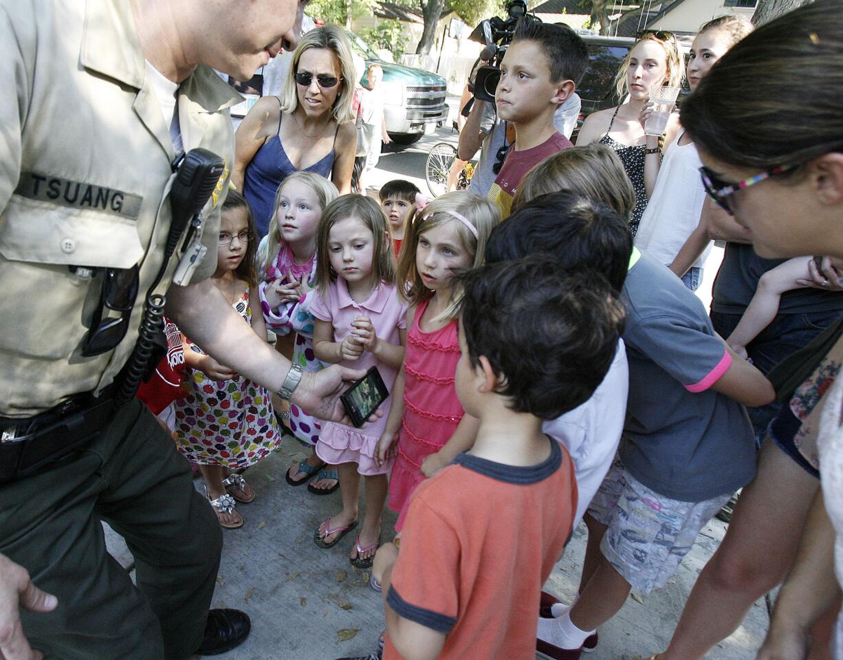 Photo Gallery: Bear in La Canada Flintridge