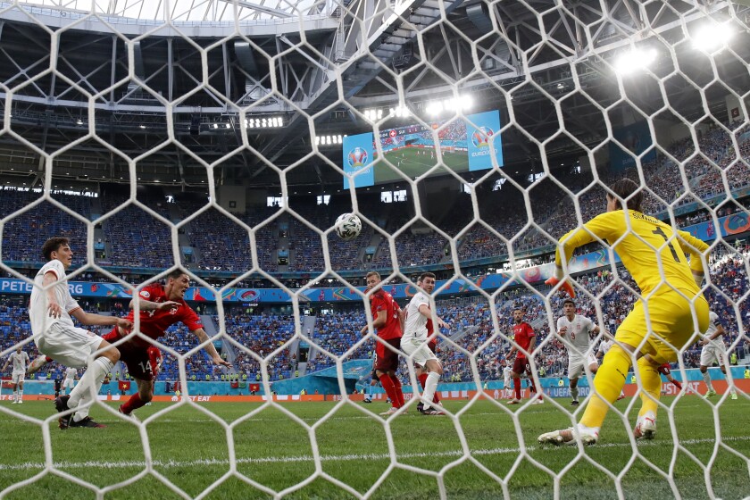 Switzerland's goalkeeper Yann Sommer