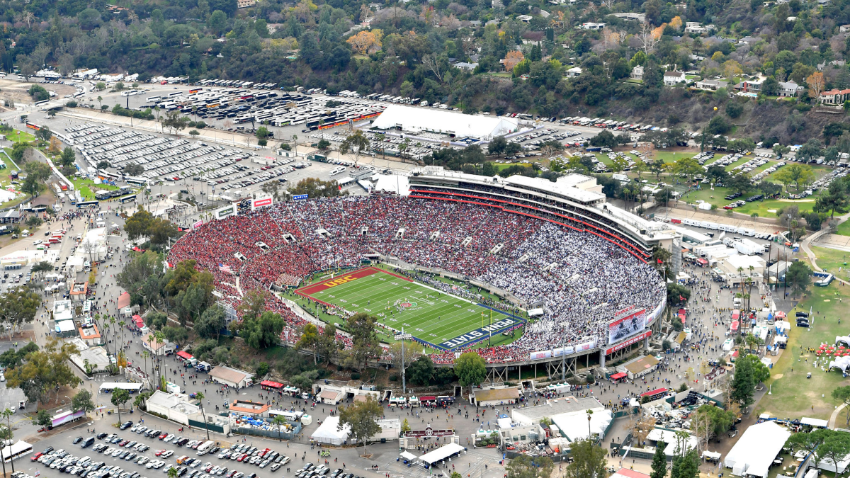 LAFC vs. Galaxy season opener at the Rose Bowl called off – Daily News