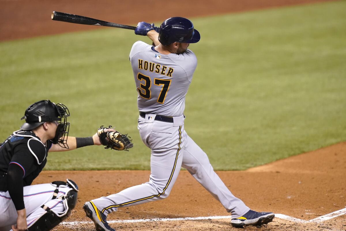 Photo: Milwaukee Brewers Tyrone Taylor Hits Solo Home Run