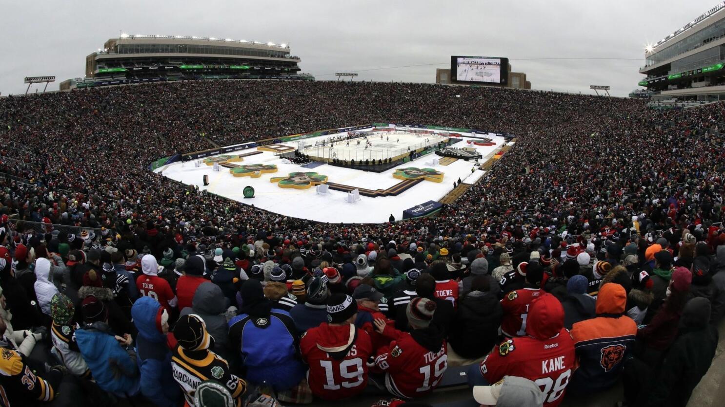David Pastrnak, 2019 NHL Winter Classic 1/1/2019  Boston bruins hockey,  Bruins hockey, Nhl winter classic
