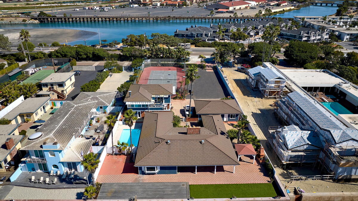 Beachfront home on Del Mar's Sandy Lane sells for a record $44.1 million - Vimarsana News