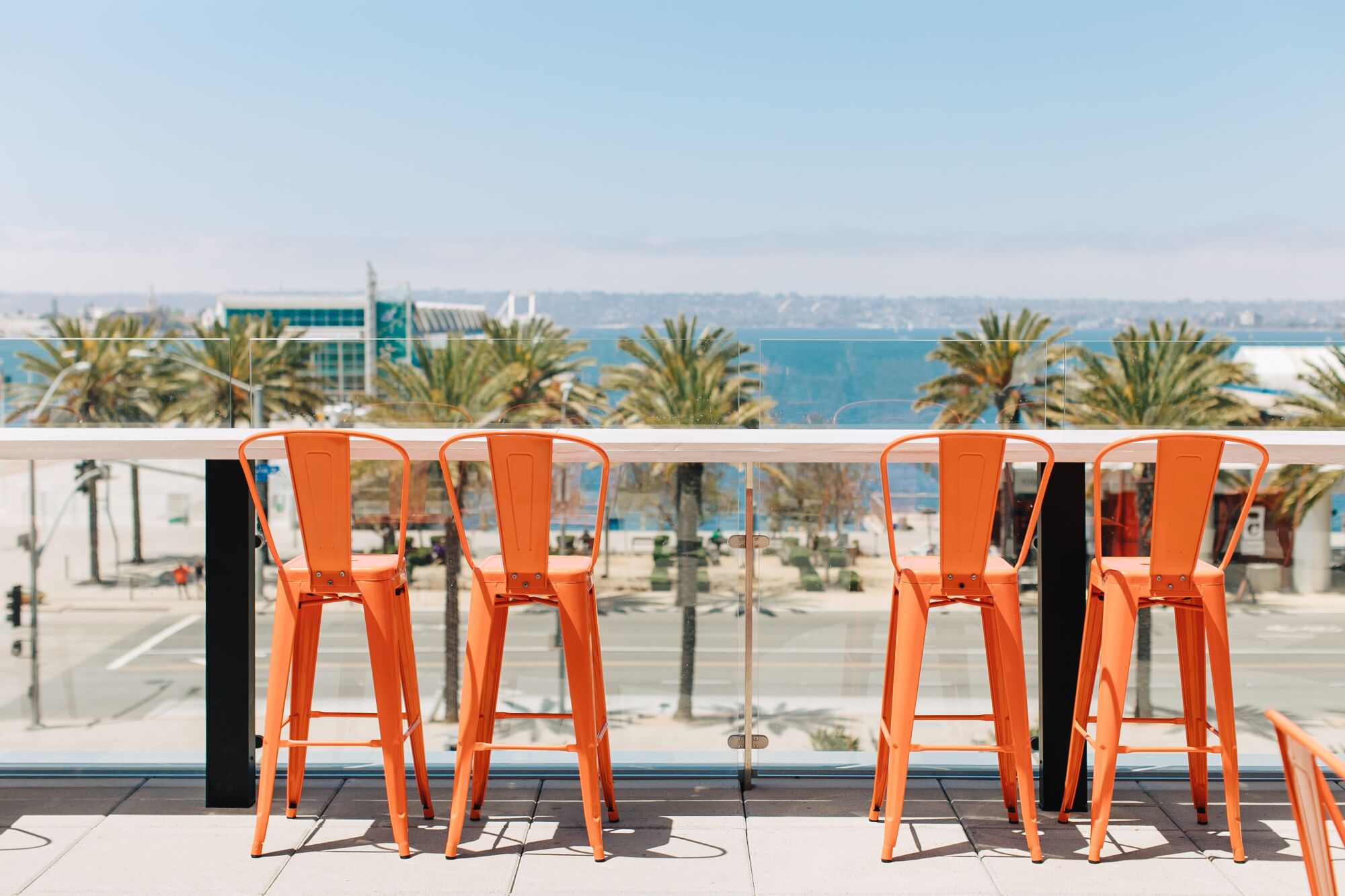 A bay-facing drinks bar at Garibaldi restaurant at the InterContinental Hotel San Diego.