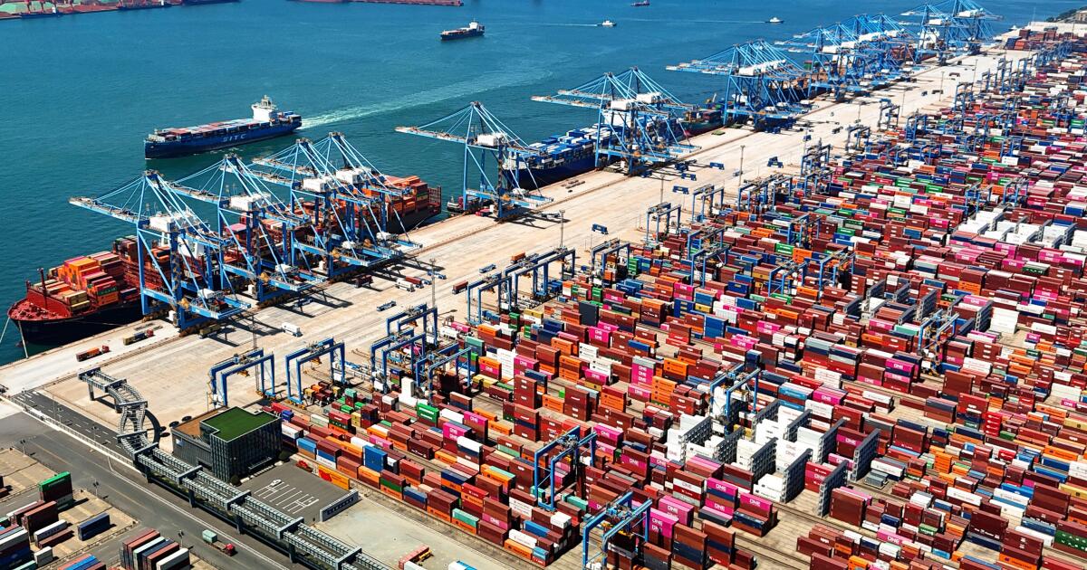 Trade war deepens as the U.S. and China duel with port fee plans