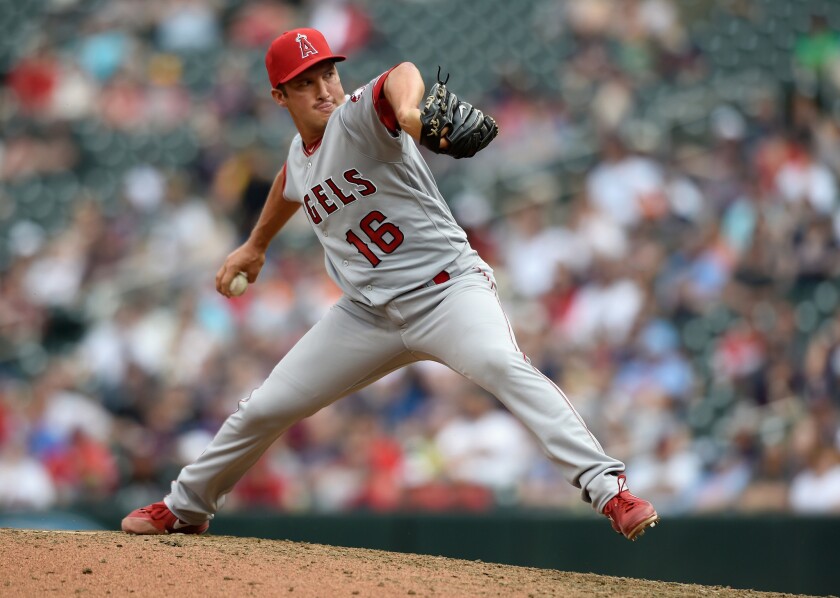 Angels sends closer Huston Street to DL with strained oblique Los