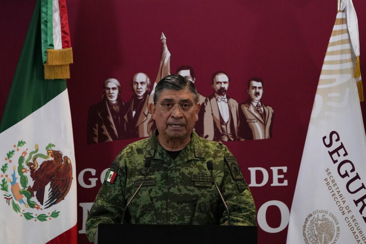 El secretario de Defensa de México, Luis Cresencio Sandoval, 