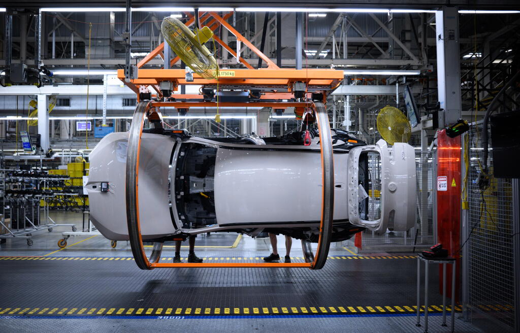 Bmw Engine Factory Factory workers blame Trump’s tariffs for lost jobs - Los Angeles Times