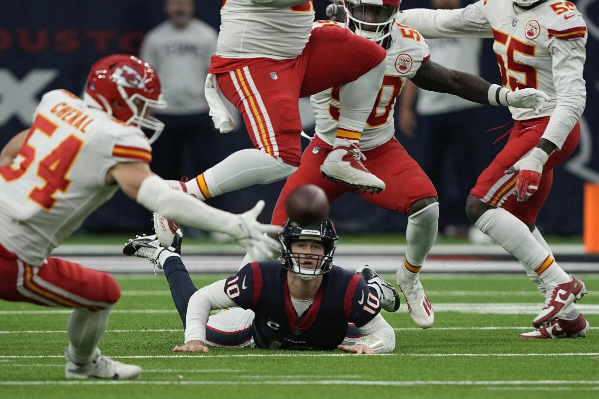 Texans improve, but come up short as skid reaches 9 games - The San Diego  Union-Tribune