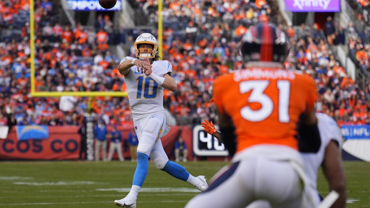 Denver Broncos running back Tyler Badie (36) celebrates a