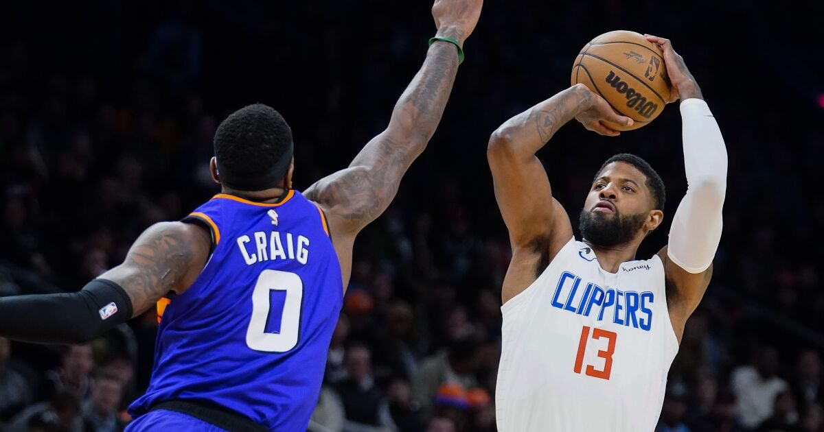 Paul George et Terance Mann aident les Clippers à repousser les Suns