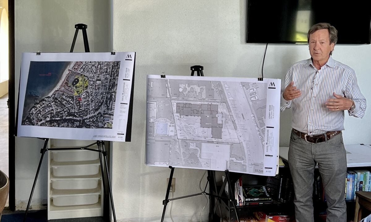Applicant representative Tim Martin describes plans for a new house on Lowry Terrace in La Jolla Shores.