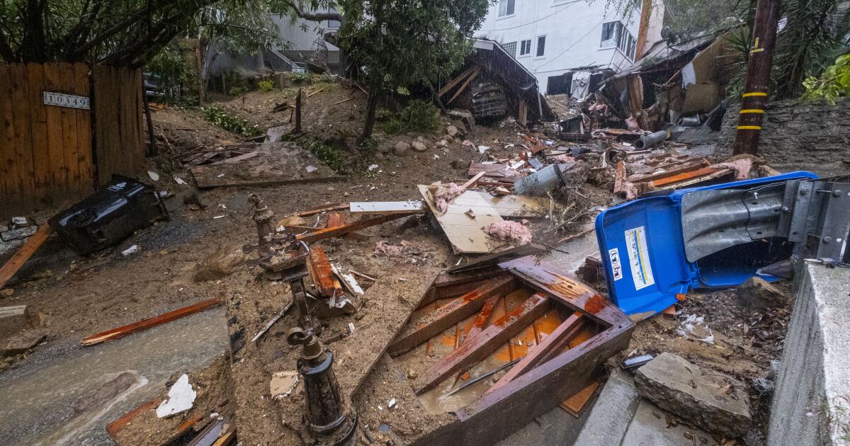 Does insurance cover flooding and mudslides? Does insurance cover flooding and mudslides?