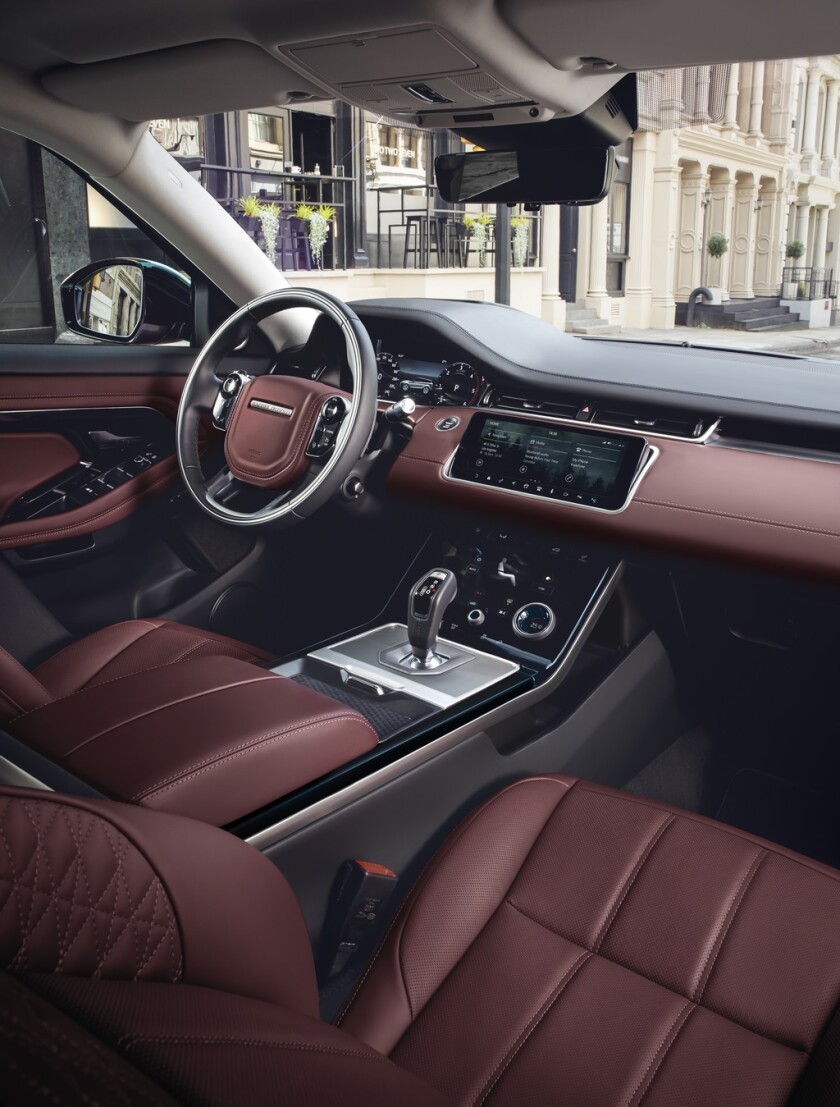 Range Rover 2020 Interior  . Range Rover�s Sublime And Beautifully Appointed Interior Features Executive Four Seat Comfort With Five Seat Versatility.